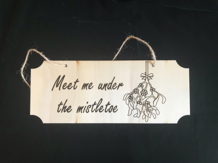 Christmas plaque Meet me under the mistletoe