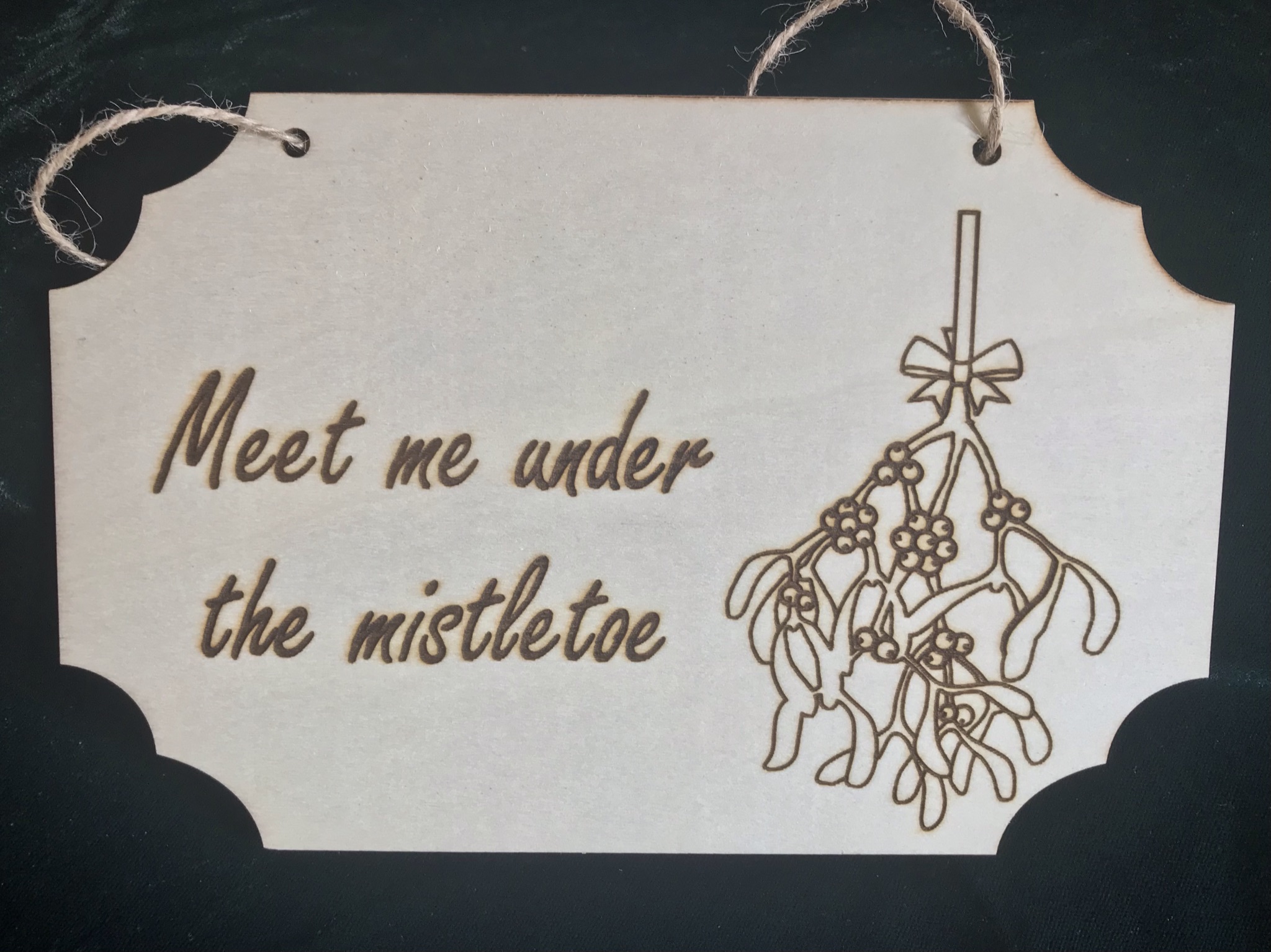 Christmas sign Meet me under the mistletoe